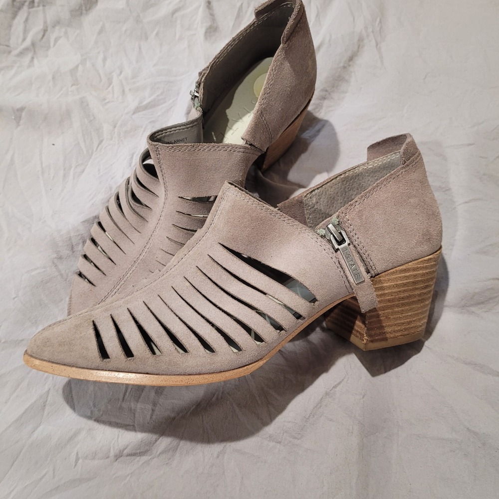 1. State Arnet Women SZ 9M Taupe Suade cage zip side block heel shoe work career
